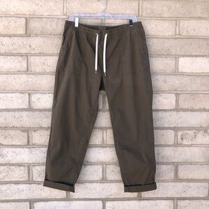 Vuori Olive Drawstring Jogger Pants with Cord